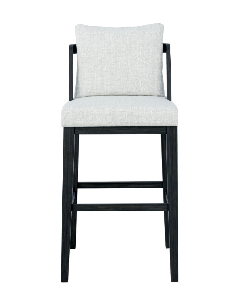 Liam Barstool image number 0