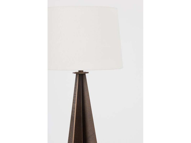 Finn Table Lamp image number 2