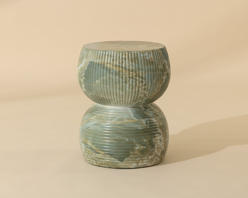 Gemina End Table image number 0