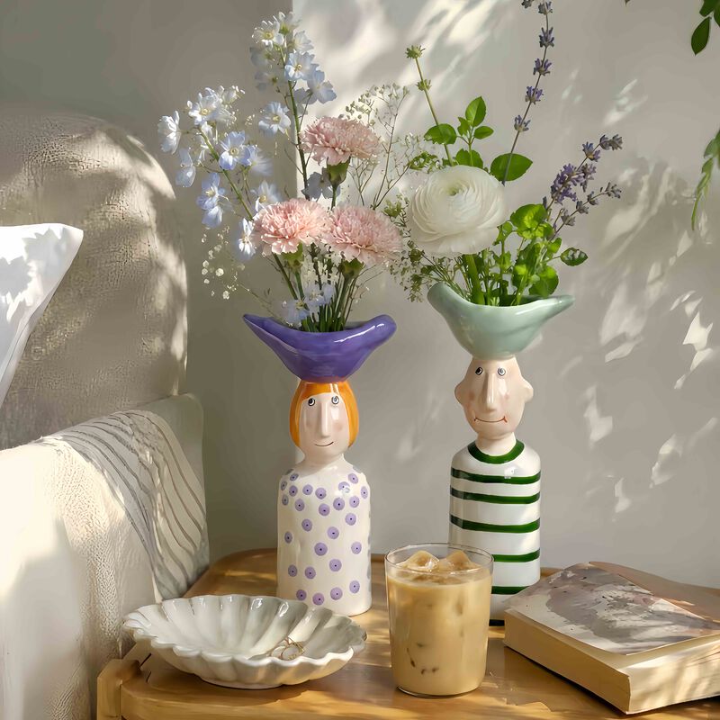 Couple Ceramic Flower Vase image number 1