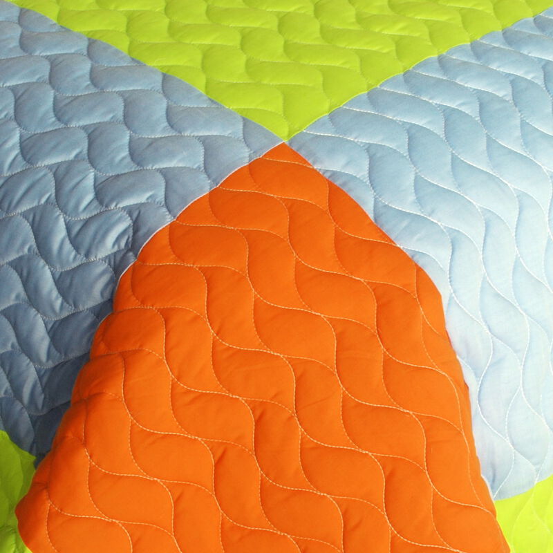 Queen Size Quilted Patchwork Quilt Set with Matching Pillow Shams image number 4