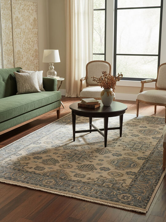 Hallmark HAL667 2' x 3'  Rug