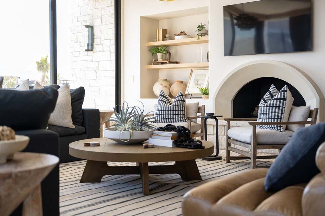 Presley Exterior Wall Sconce