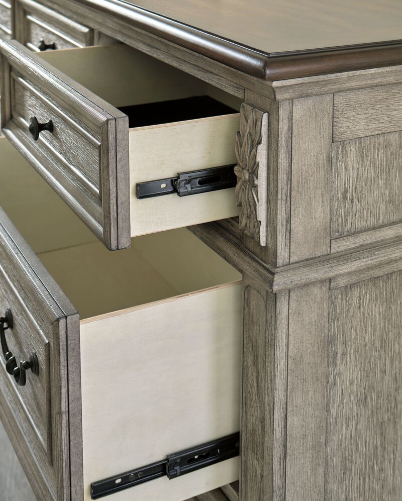 Lodenbay Dresser image number 2