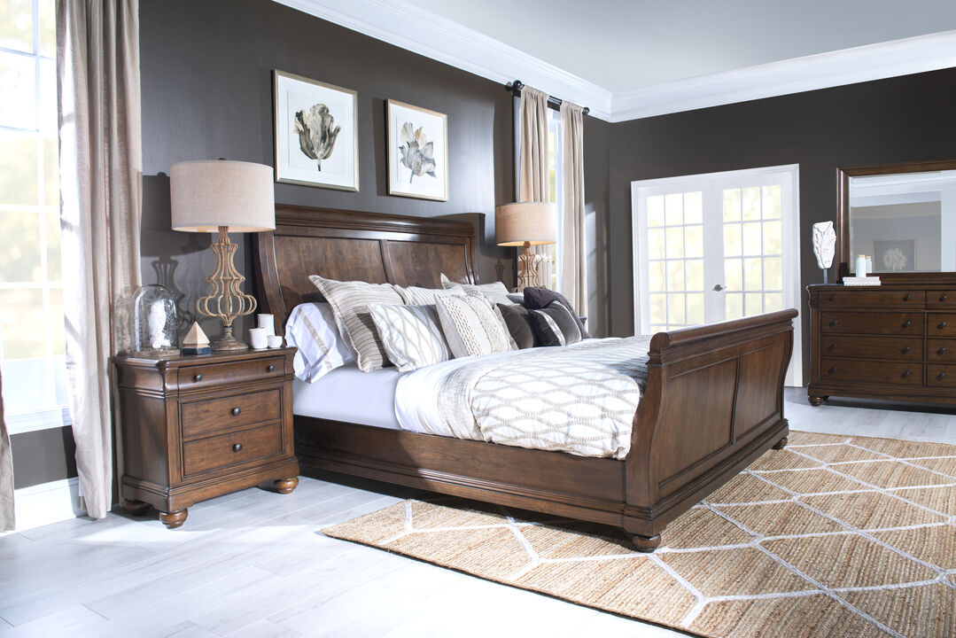 Coventry Queen Sleigh Bed