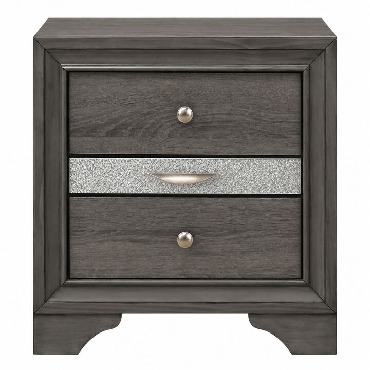 Darnavique 3-Drawer Nightstand