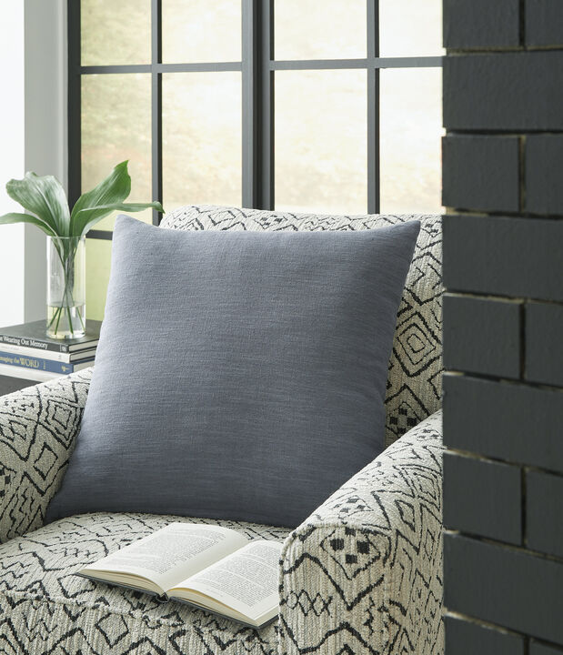 Thaneville Pillow