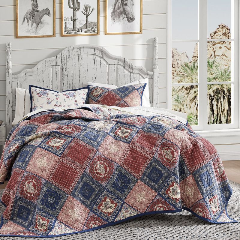 Patchwork Bandana Reversible Quilt Set image number 1