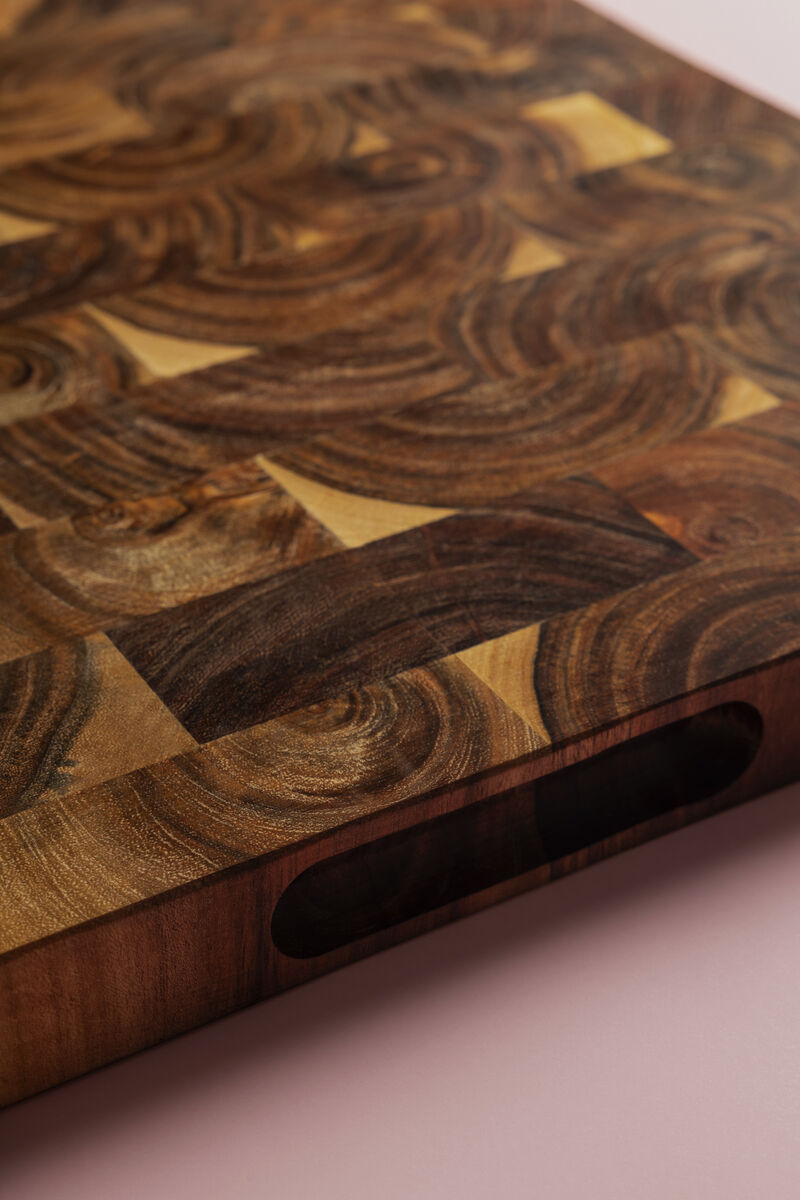 Taiga Wood Cutting Board, Square - 16"