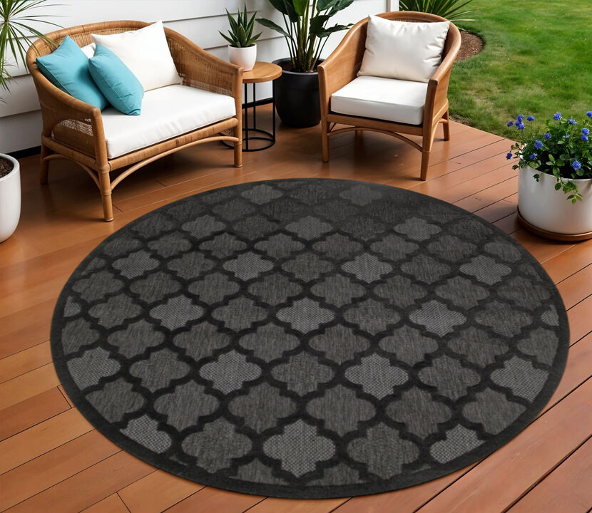 HomeRoots Round Trellis Indoor Outdoor Area Rug