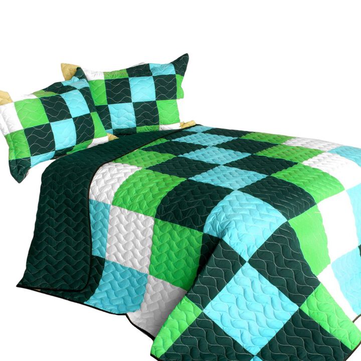 Geometric Patchwork Quilt 3 piece Set with Vermicelli Quilting for All-Season Comfort