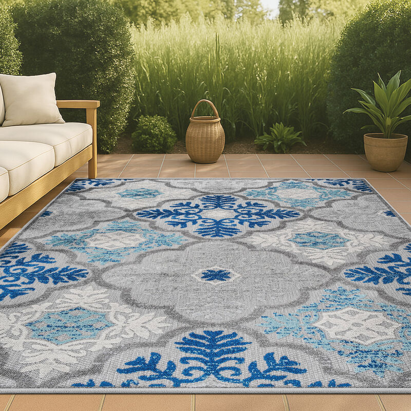 Cassis Ornate Ogee Trellis High-Low Indoor/Outdoor Area Rug