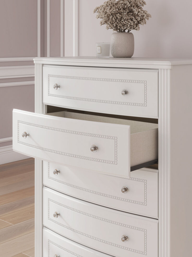 Maylilly Chest of Drawers image number 2