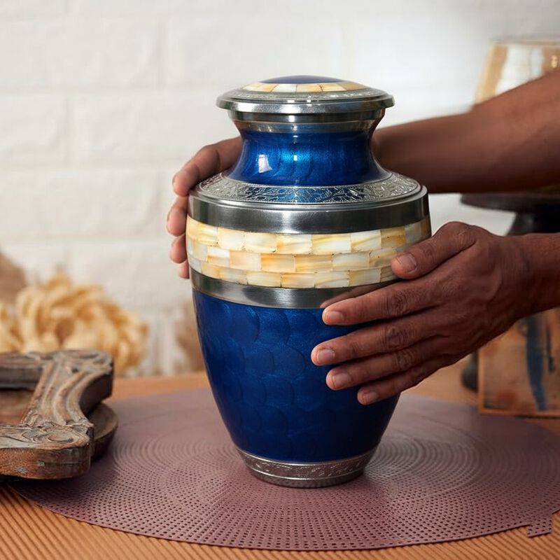 URNS Keepsake image number 3