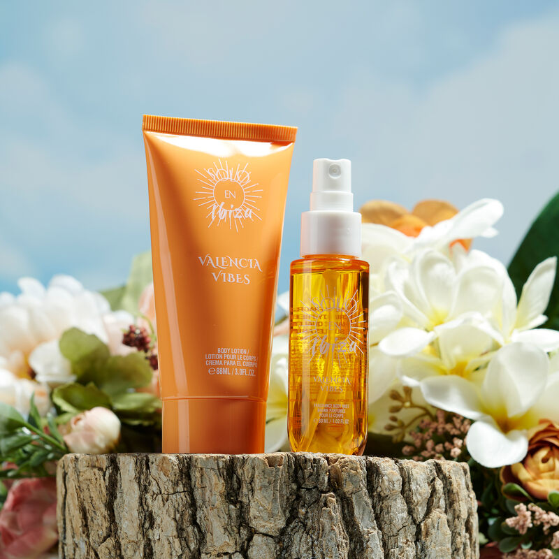 2-Pc. Solo En Ibiza Valencia Vibes Travel Gift Set image number 4