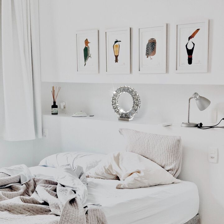 Round Crystal Extravaganza 11 Table Lamp Integrated LED