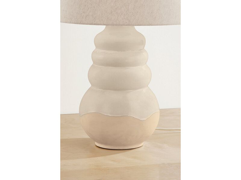 Tybee Table Lamp image number 5