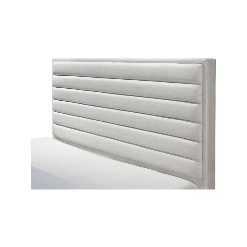 Meridian Furniture Hunter Cream Linen Textured Full Bed