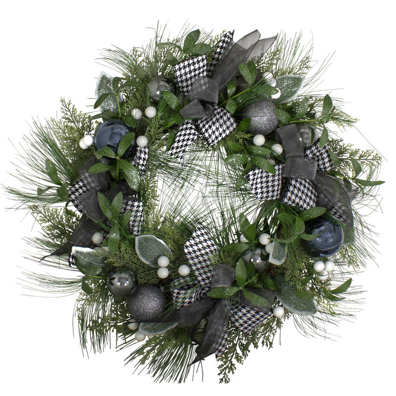 Houndstooth and White Berries Artificial Christmas Wreath - 24-Inch  Unlit image number 1