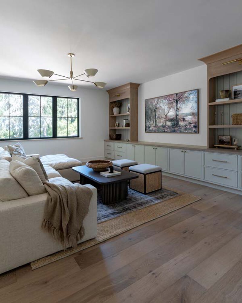 Sacramento Chandelier image number 1