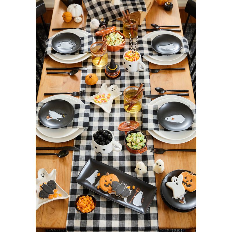 Solino Home Morgan Check 100% Linen Table Runner &ndash; Handcrafted, Machine Washable, Perfect for Holiday and Everyday Dining