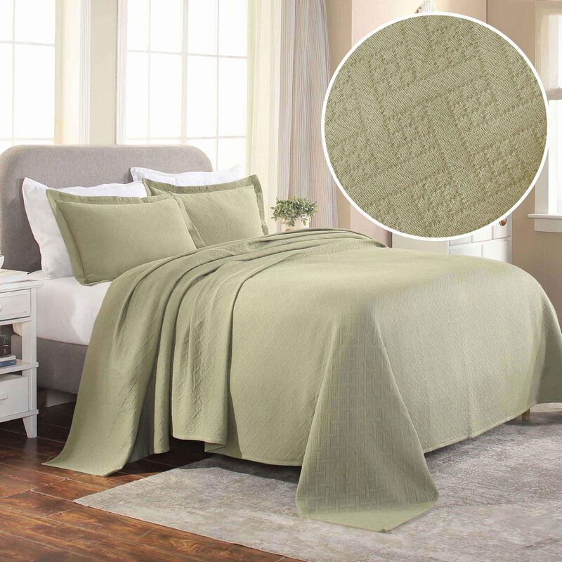 Lightweight Cotton Matelasse Bedspread Set with Matching Shams image number 2