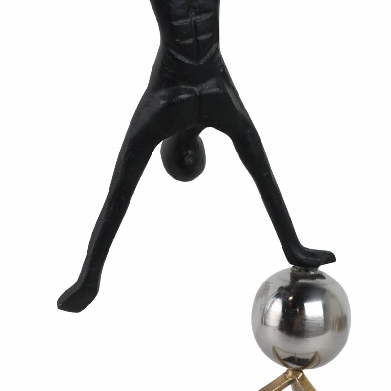 Gymnast On Ball & Cube image number 4