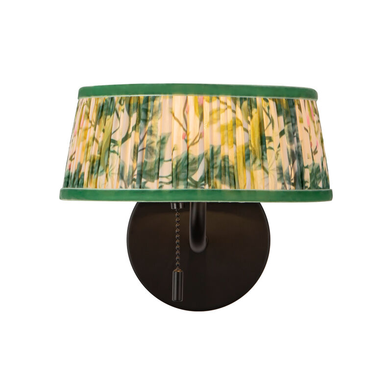 Scout 7-in Damp-Rated Wall/Vanity Light with Patterned Pleated Linen Shade image number 4