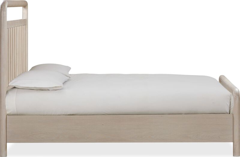 Camden California King-size Shiplap Oak Wood Platform Bed in Chai