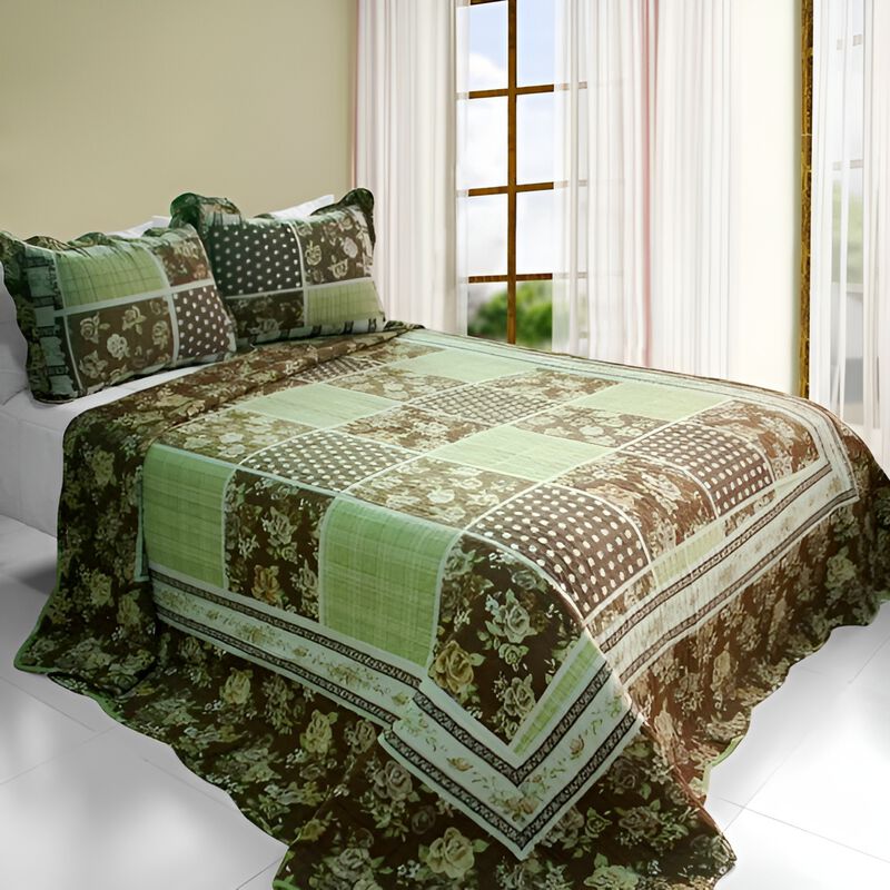 Queen Size Cotton 3-Piece Vermicelli Quilted Printed Quilt Set with Shams image number 0