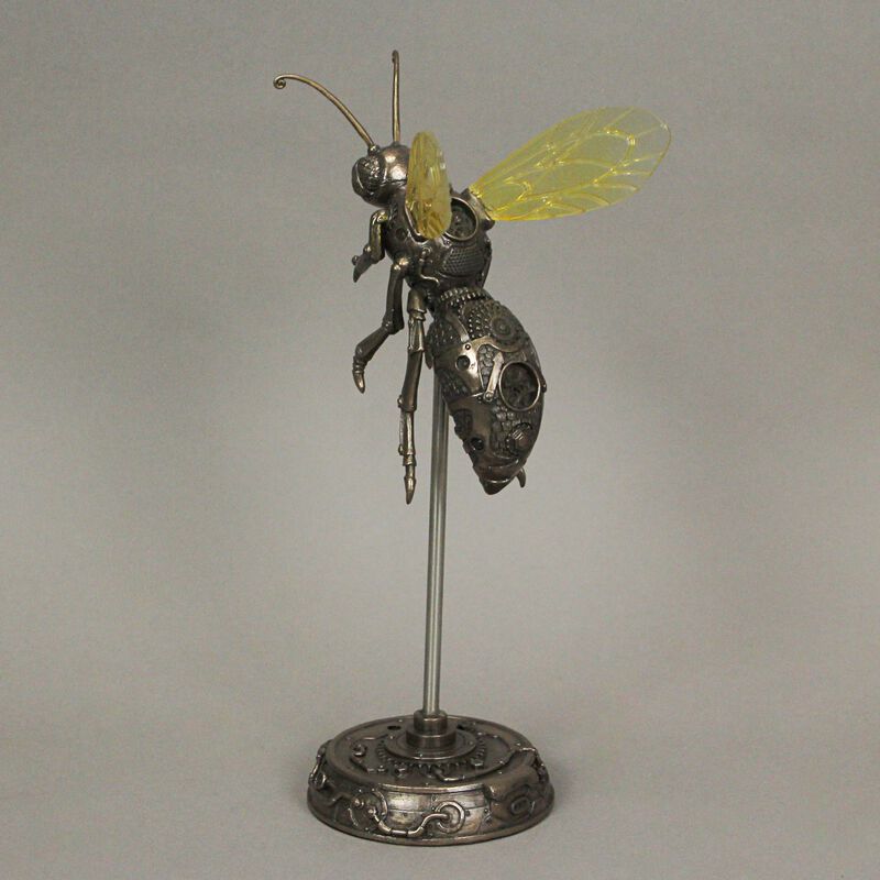 Bronze Finish Steampunk Hornet Specimen on Museum Mount Statue 10.5 Inches High image number 2