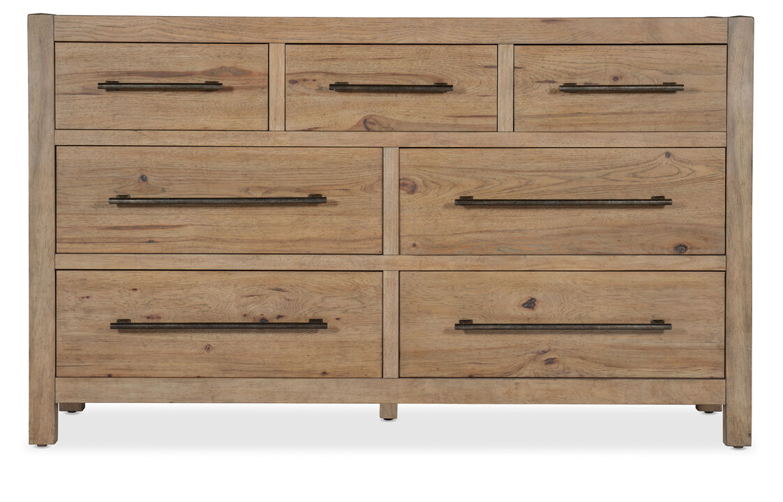 Vineyard Row 7-Drawer Dresser