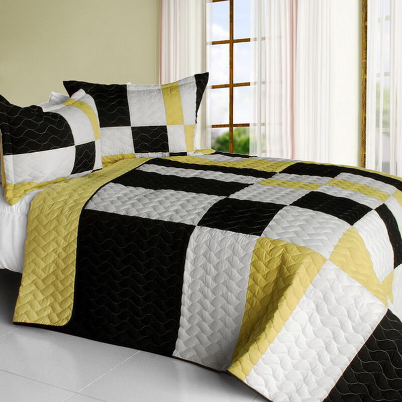 3 Piece Vermicelli Quilted Patchwork Quilt Set Night Lights Bedroom Bedding image number 0