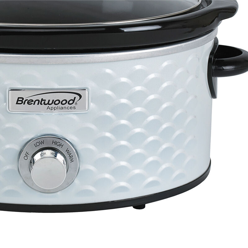 Brentwood Scallop Pattern 4.5 Quart Slow Cooker in White
