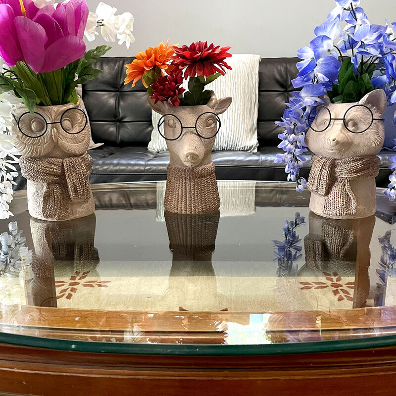 Bespectacled Deer Cement Vase 8.7" Gold Accents Knit Scarf Real Wire Glasses image number 9