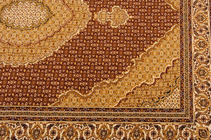 Rug Branch Faris Traditional Persian Medallion Beige Cream Indoor Runner Rug