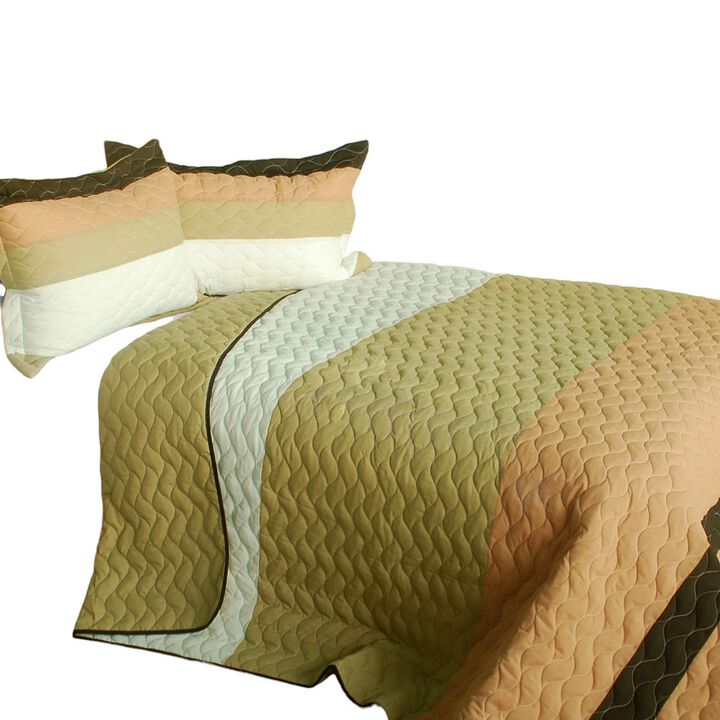 Reversible 3 Piece Vermicelli-Quilted Patchwork Quilt Set with Hand-Stitched Design-Brown