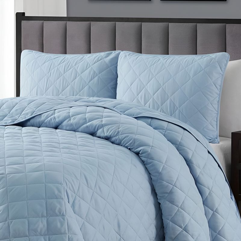3-Piece Microfiber Reversible Diamond Quilt Set Soft Lightweight Bedding