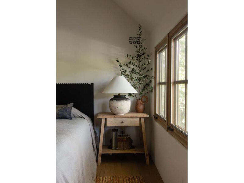 Unearthed Table Lamp image number 6