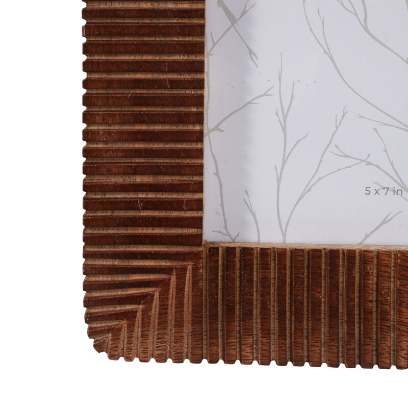 5x7 Ridged Wood Photo Frame image number 4