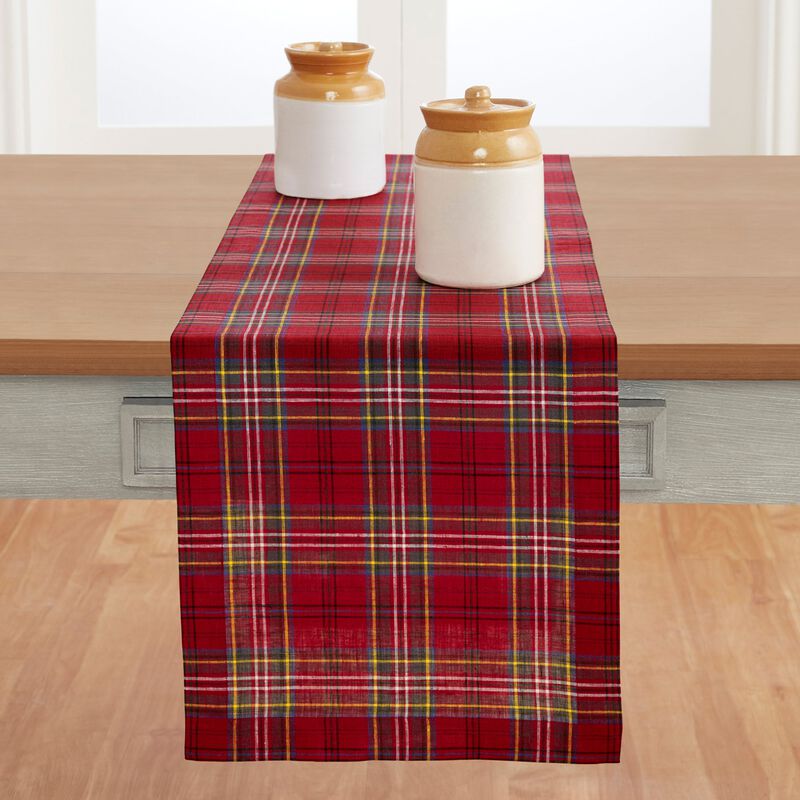 Solino Home Classic Tartan Plaid 100% Linen Table Runner &ndash; Handcrafted, Machine Washable, Perfect for Holiday and Everyday Dining