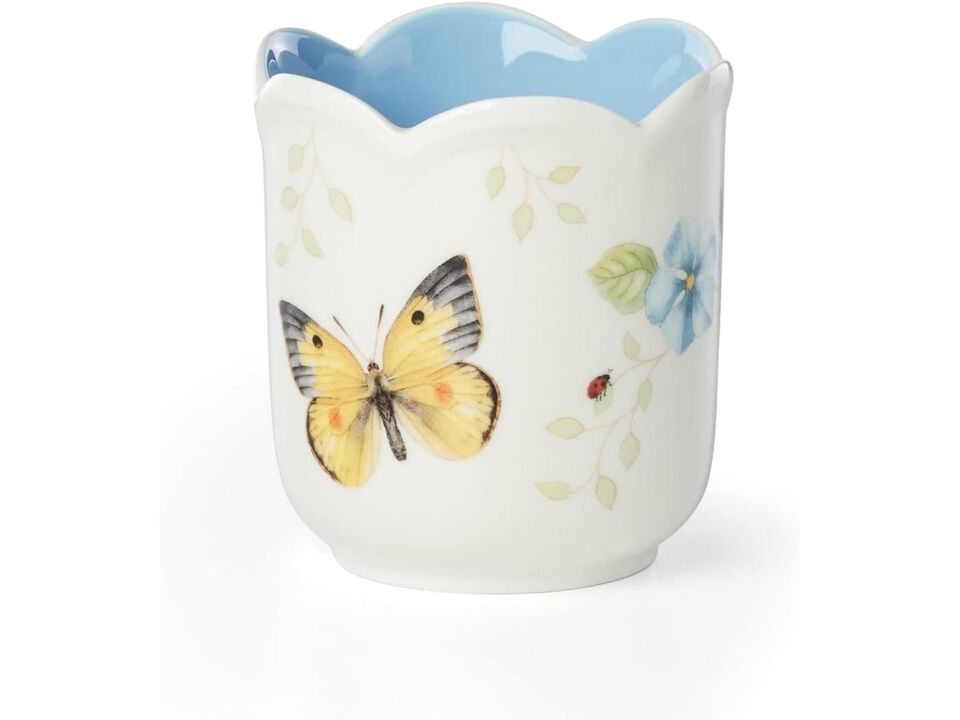 Lenox Butterfly Meadow Scalloped Blue Geranium Candle, 1.20 LB, Multi