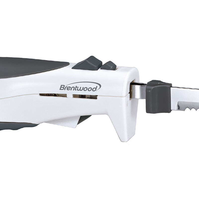 Brentwood 7.5-Inch Electric Carving Knife in White