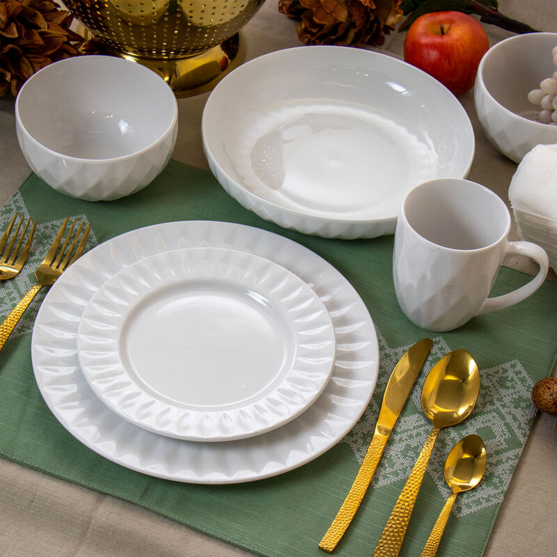 Elama Sienna 18 Piece Porcelain Dinnerware Set in White