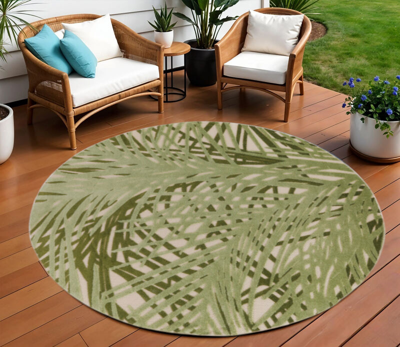 HomeRoots 8' Ivory And Green Round Palm Leaf Indoor Outdoor Area Rug image number 1
