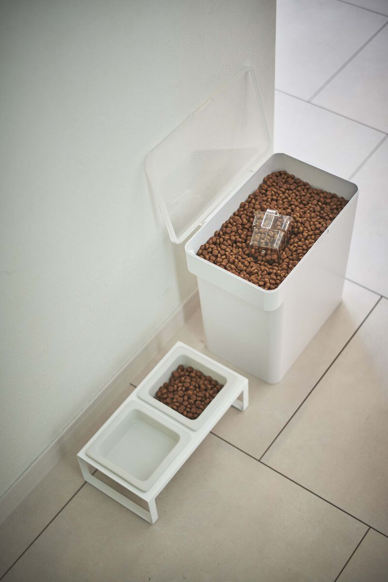 Airtight Large Pet Food Container - White image number 9