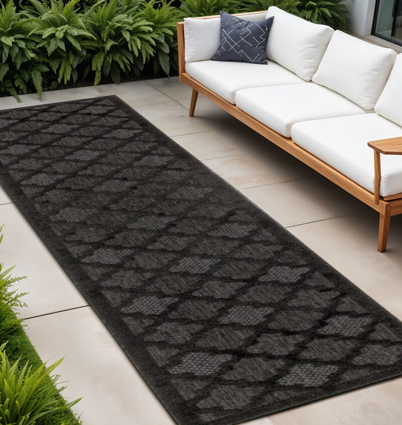 HomeRoots Trellis Indoor Outdoor Runner Rug image number 1