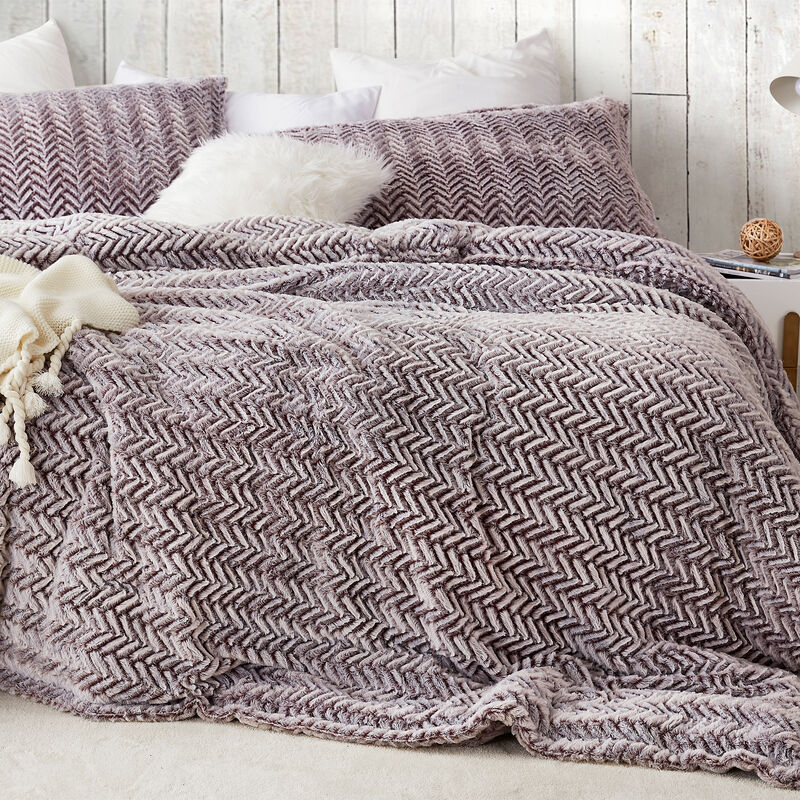 Cozy Peaks - Coma Inducer&reg; Oversized Comforter - Chevron Frosted Sierra.