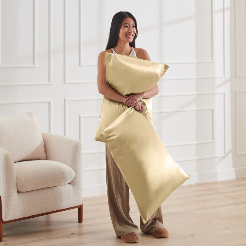 Satin Pillowcase Set for Hair and Skin image number 3