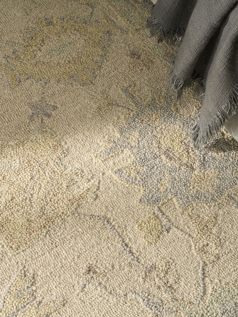 Maison MSO02 Ivory 5'9" x 8'9" Rug